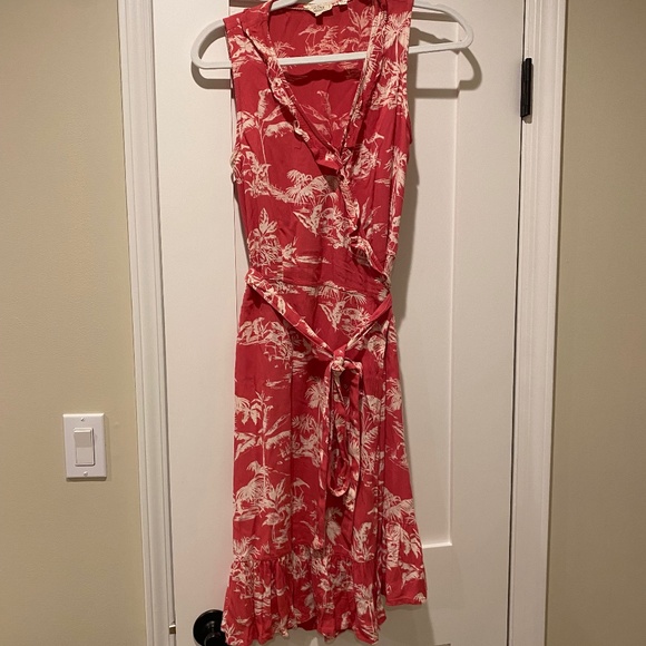 Fat Face sleeveless white and pink Wrap Dress size S Dainty Cottage - Picture 1 of 3